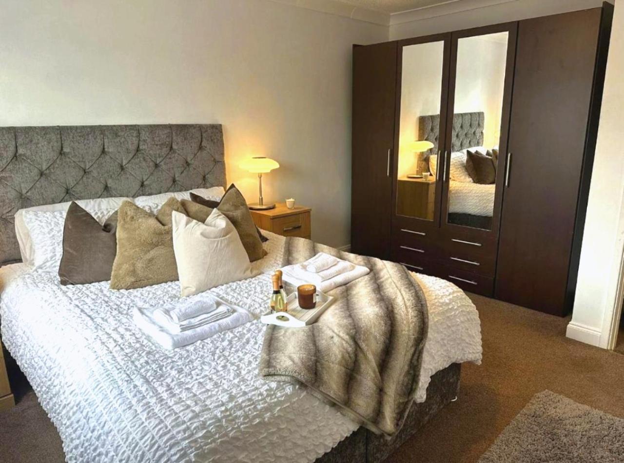The Chorlton Retreat - Double Bedroom, Free Parking Manchester Dış mekan fotoğraf