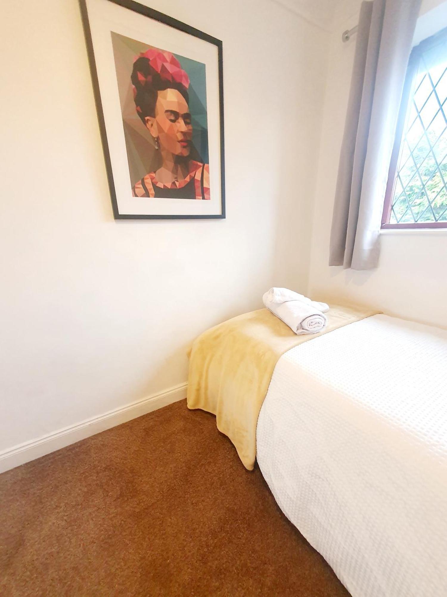 The Chorlton Retreat - Double Bedroom, Free Parking Manchester Dış mekan fotoğraf